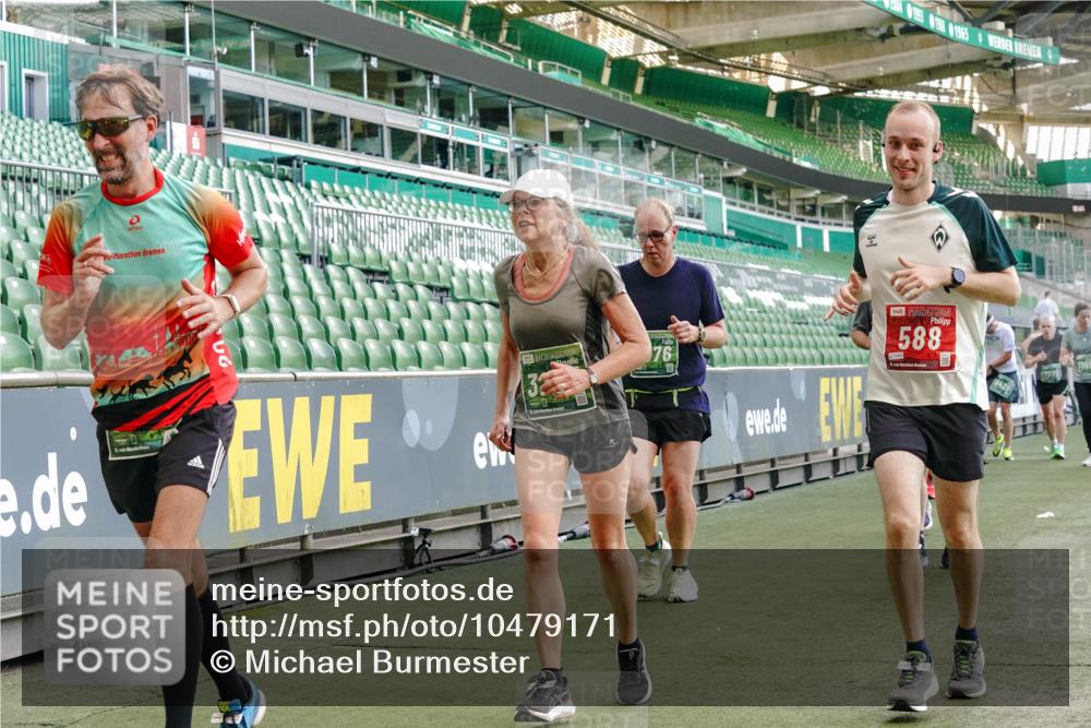 13.09.2026 - 21. swb-Marathon Bremen Michael Burmester http://msf.ph/oto/10479171 13.09.2026 13:18:26 Laufen im Stadion 311, 404, 449, 486, 546, 588, 732, 753, 837, 921, 1057, 1424, 1425, 1431, 1506, 1765, 1790, 1813, 1844, 1868, 2056, 2067, 2096, 2123, 2137, 2224, 2294, 2357, 2358, 2389, 2419, 2453, 2532, 2550, 2557, 2563, 2586, 2601, 2614, 2622, 2647, 2655, 2786, 2845, 2849, 2857, 2879, 2880, 2893, 2944, 2983, 2984, 2999, 3046, 3072, 3096, 3100, 3104, 3146, 3180, 3189, 3195, 3198, 3210, 3285, 3287, 3314, 3337, 3421, 3431, 3476, 3479, 3506, 3537, 3548, 3619, 3633, 3654, 3740, 3879, 4478 meine-sportfotos.de