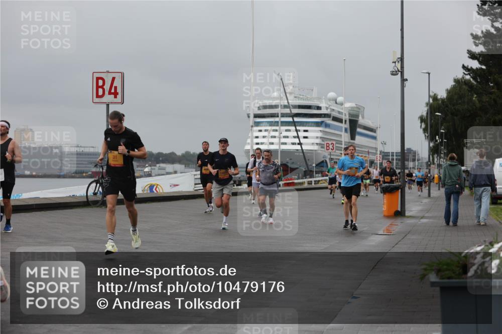 13.09.2026 - Kiel Lauf Andreas Tolksdorf http://msf.ph/oto/10479176 13.09.2026 11:52:39 Kiellinie 4, 31, 3 meine-sportfotos.de