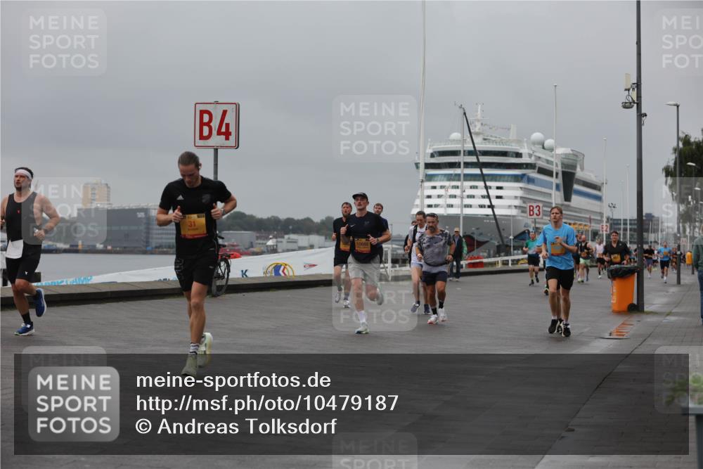 13.09.2026 - Kiel Lauf Andreas Tolksdorf http://msf.ph/oto/10479187 13.09.2026 11:52:40 Kiellinie 4, 3 meine-sportfotos.de