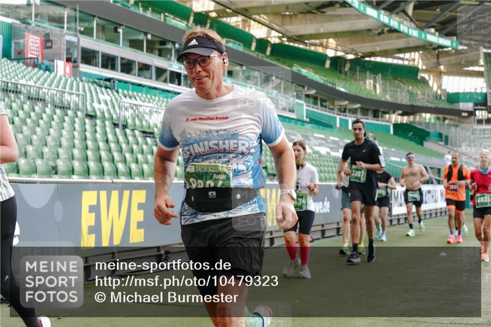 13.09.2026 - 21. swb-Marathon Bremen Michael Burmester http://msf.ph/oto/10479323 13.09.2026 13:18:33 Laufen im Stadion 311, 404, 486, 546, 588, 732, 753, 837, 921, 1424, 1425, 1431, 1506, 1765, 1790, 1844, 1868, 2056, 2067, 2096, 2123, 2137, 2224, 2294, 2357, 2358, 2389, 2419, 2453, 2532, 2557, 2563, 2586, 2601, 2614, 2622, 2647, 2655, 2703, 2786, 2843, 2845, 2849, 2857, 2879, 2880, 2893, 2944, 2983, 2984, 2999, 3031, 3046, 3072, 3096, 3100, 3104, 3146, 3180, 3189, 3195, 3198, 3210, 3285, 3287, 3314, 3337, 3421, 3431, 3476, 3537, 3548, 3619, 3633, 3654, 3740, 3879, 4478 meine-sportfotos.de