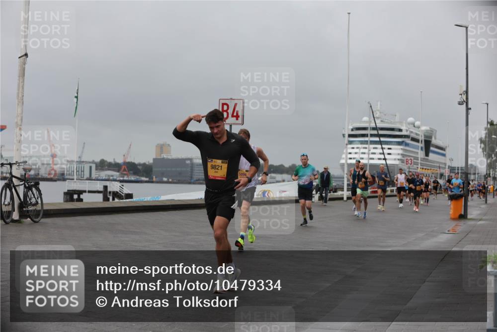 13.09.2026 - Kiel Lauf Andreas Tolksdorf http://msf.ph/oto/10479334 13.09.2026 11:52:50 Kiellinie 4, 9821, 5894, 3 meine-sportfotos.de