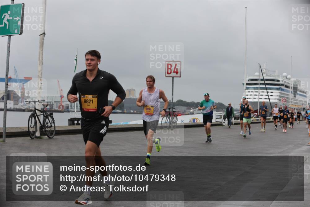 13.09.2026 - Kiel Lauf Andreas Tolksdorf http://msf.ph/oto/10479348 13.09.2026 11:52:51 Kiellinie 1, 394, 9821, 5894, 4, 3 meine-sportfotos.de