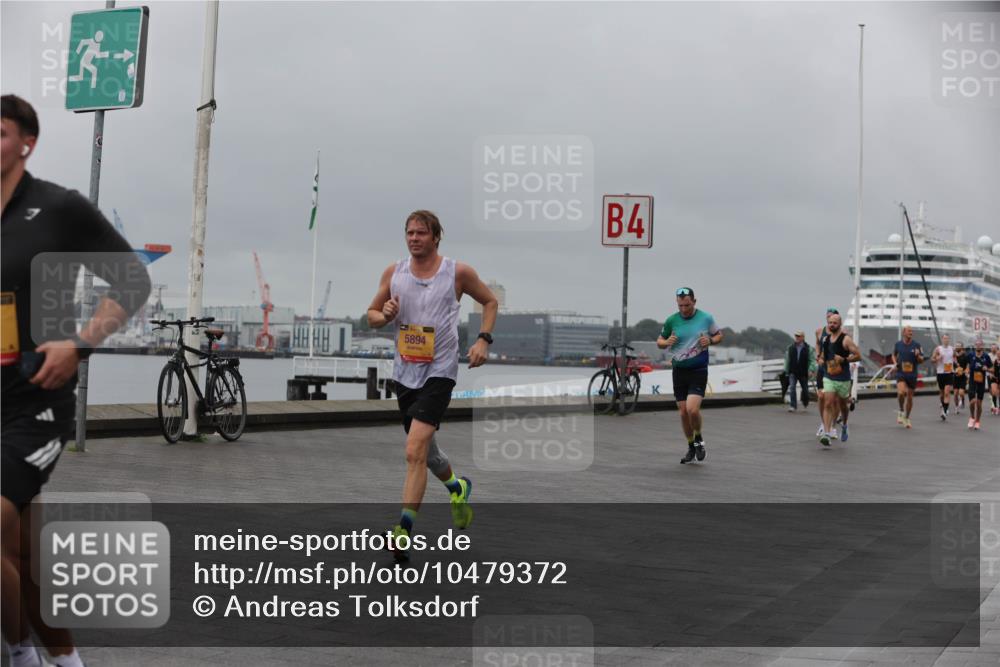 13.09.2026 - Kiel Lauf Andreas Tolksdorf http://msf.ph/oto/10479372 13.09.2026 11:52:52 Kiellinie 5894, 4, 3 meine-sportfotos.de