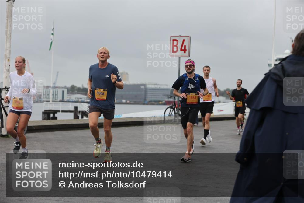 13.09.2026 - Kiel Lauf Andreas Tolksdorf http://msf.ph/oto/10479414 13.09.2026 11:52:59 Kiellinie 1345, 38, 9308, 4, 1938, 11081 meine-sportfotos.de