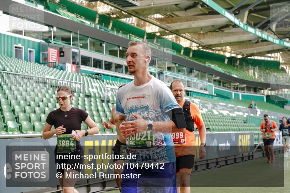 13.09.2026 - 21. swb-Marathon Bremen Michael Burmester http://msf.ph/oto/10479442 13.09.2026 13:18:39 Laufen im Stadion 311, 333, 404, 486, 512, 546, 588, 732, 753, 837, 921, 938, 1424, 1425, 1431, 1506, 1765, 1790, 1844, 1868, 2056, 2096, 2123, 2137, 2224, 2240, 2294, 2357, 2358, 2389, 2419, 2453, 2532, 2557, 2563, 2601, 2614, 2622, 2647, 2655, 2689, 2703, 2786, 2843, 2845, 2849, 2857, 2879, 2880, 2893, 2944, 2983, 2984, 2999, 3031, 3046, 3072, 3096, 3100, 3104, 3146, 3180, 3189, 3195, 3198, 3210, 3285, 3287, 3314, 3337, 3421, 3431, 3476, 3537, 3548, 3619, 3633, 3654, 3740, 3879, 4478 meine-sportfotos.de