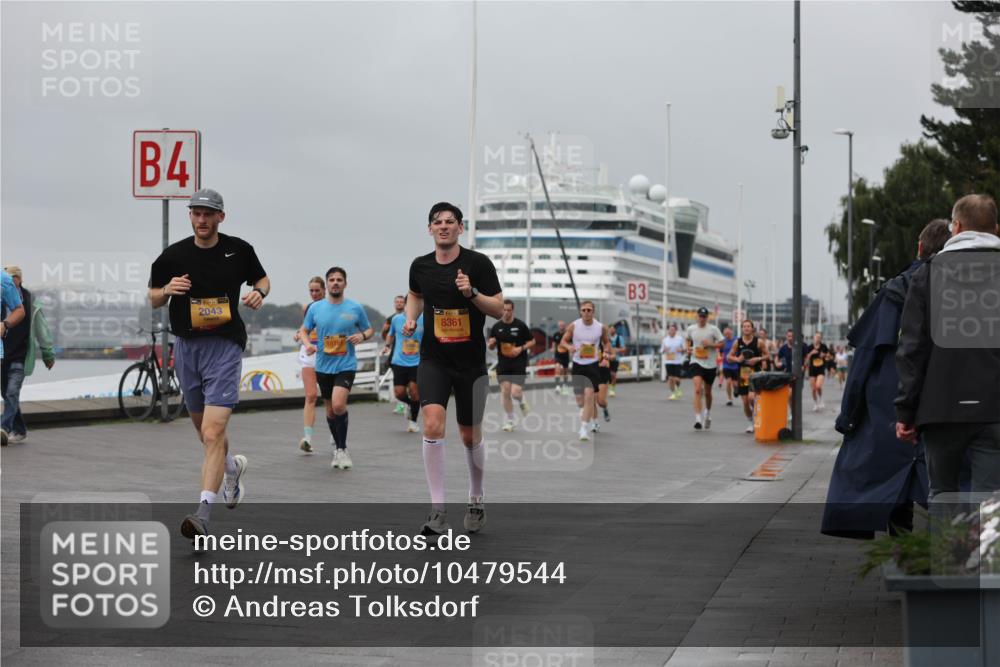 13.09.2026 - Kiel Lauf Andreas Tolksdorf http://msf.ph/oto/10479544 13.09.2026 11:53:05 Kiellinie 4, 39, 2043, 1075, 3, 8361, 3 meine-sportfotos.de