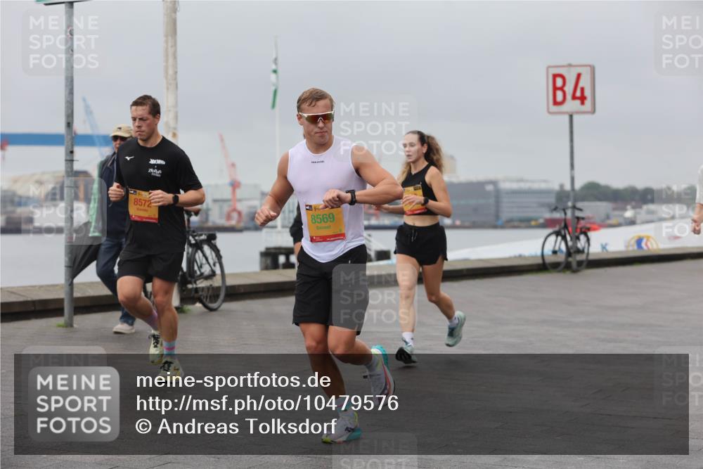 13.09.2026 - Kiel Lauf Andreas Tolksdorf http://msf.ph/oto/10479576 13.09.2026 11:53:13 Kiellinie 39, 8572, 8569, 4 meine-sportfotos.de