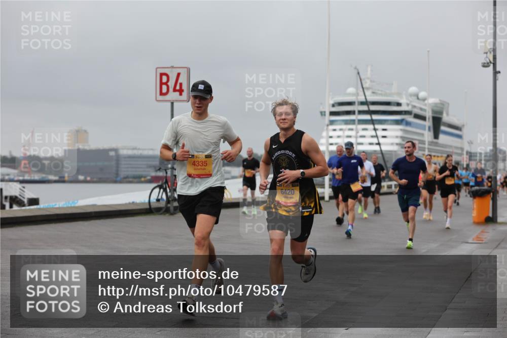 13.09.2026 - Kiel Lauf Andreas Tolksdorf http://msf.ph/oto/10479587 13.09.2026 11:53:14 Kiellinie 4, 38, 4335, 6420 meine-sportfotos.de