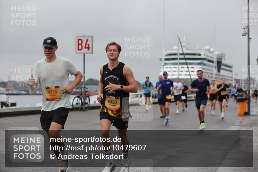 13.09.2026 - Kiel Lauf Andreas Tolksdorf http://msf.ph/oto/10479607 13.09.2026 11:53:14 Kiellinie 4, 38, 4335, 6420 meine-sportfotos.de