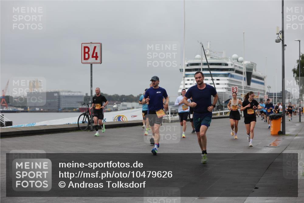 13.09.2026 - Kiel Lauf Andreas Tolksdorf http://msf.ph/oto/10479626 13.09.2026 11:53:16 Kiellinie 4, 7411, 7700 meine-sportfotos.de