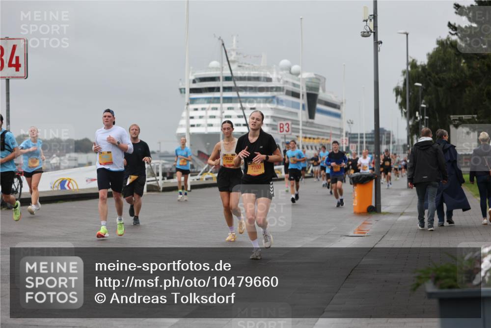 13.09.2026 - Kiel Lauf Andreas Tolksdorf http://msf.ph/oto/10479660 13.09.2026 11:53:18 Kiellinie 84, 7832, 7700, 3 meine-sportfotos.de