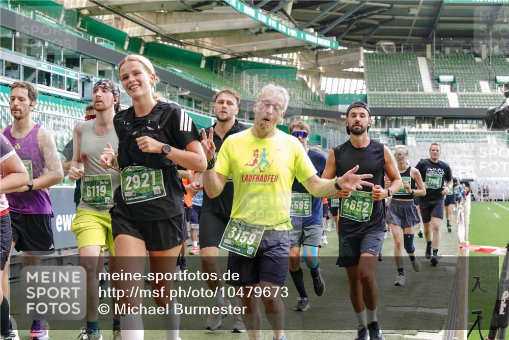 13.09.2026 - 21. swb-Marathon Bremen Michael Burmester http://msf.ph/oto/10479673 13.09.2026 13:18:50 Laufen im Stadion 311, 333, 404, 486, 512, 546, 732, 753, 837, 921, 938, 1156, 1424, 1425, 1431, 1506, 1765, 1790, 1844, 1868, 2056, 2123, 2137, 2224, 2240, 2294, 2315, 2357, 2358, 2419, 2453, 2557, 2563, 2601, 2614, 2622, 2647, 2689, 2702, 2703, 2722, 2786, 2843, 2845, 2849, 2857, 2879, 2880, 2893, 2944, 2983, 2984, 2999, 3031, 3046, 3072, 3096, 3100, 3146, 3180, 3189, 3198, 3210, 3285, 3287, 3337, 3421, 3431, 3476, 3537, 3548, 3619, 3633, 3654, 3740, 3879, 4478 meine-sportfotos.de