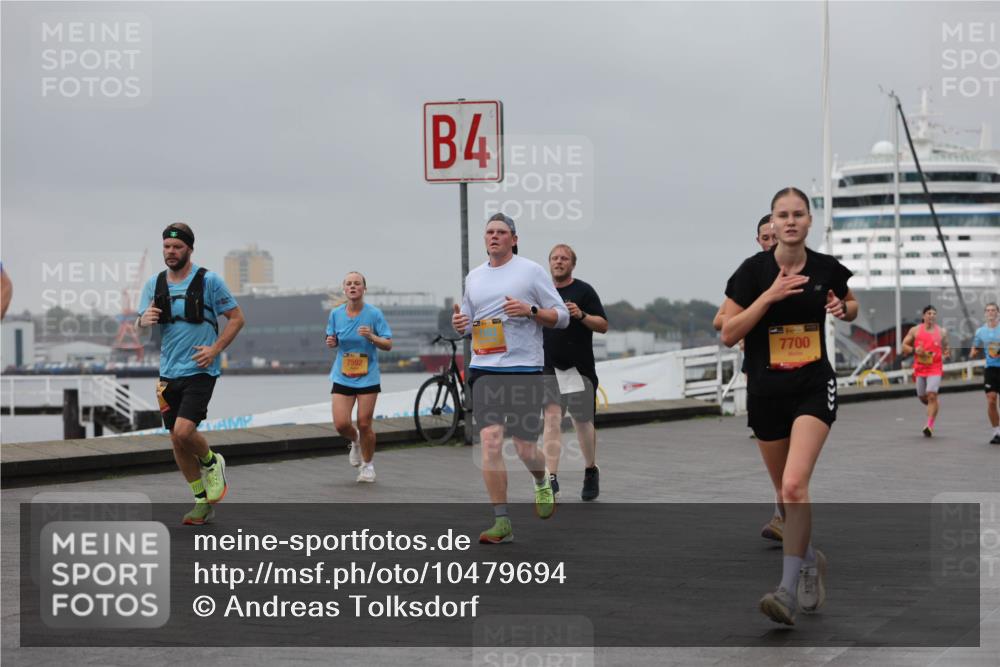 13.09.2026 - Kiel Lauf Andreas Tolksdorf http://msf.ph/oto/10479694 13.09.2026 11:53:20 Kiellinie 4, 7592, 1, 39, 7700 meine-sportfotos.de