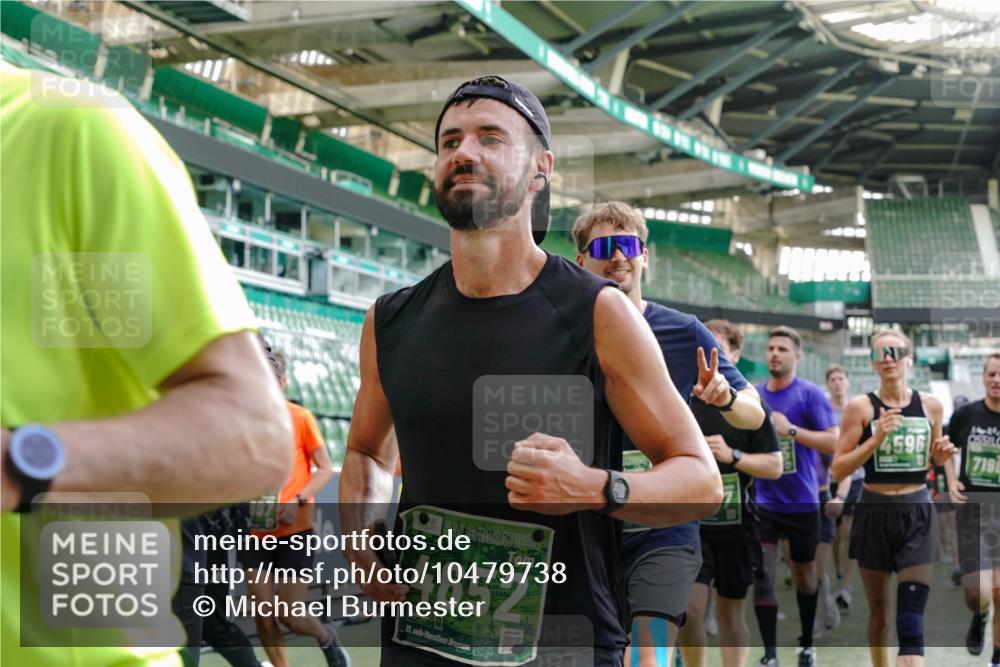 13.09.2026 - 21. swb-Marathon Bremen Michael Burmester http://msf.ph/oto/10479738 13.09.2026 13:18:52 Laufen im Stadion 311, 333, 404, 486, 512, 546, 732, 753, 837, 921, 938, 1156, 1424, 1425, 1431, 1506, 1765, 1790, 1844, 1868, 2056, 2123, 2137, 2224, 2240, 2294, 2315, 2357, 2358, 2419, 2453, 2557, 2563, 2601, 2614, 2622, 2647, 2689, 2702, 2703, 2722, 2786, 2843, 2845, 2849, 2857, 2879, 2880, 2893, 2944, 2983, 2984, 2999, 3031, 3046, 3072, 3096, 3100, 3146, 3180, 3189, 3198, 3210, 3263, 3285, 3287, 3337, 3421, 3431, 3476, 3537, 3548, 3619, 3633, 3654, 3740, 3879, 4478 meine-sportfotos.de