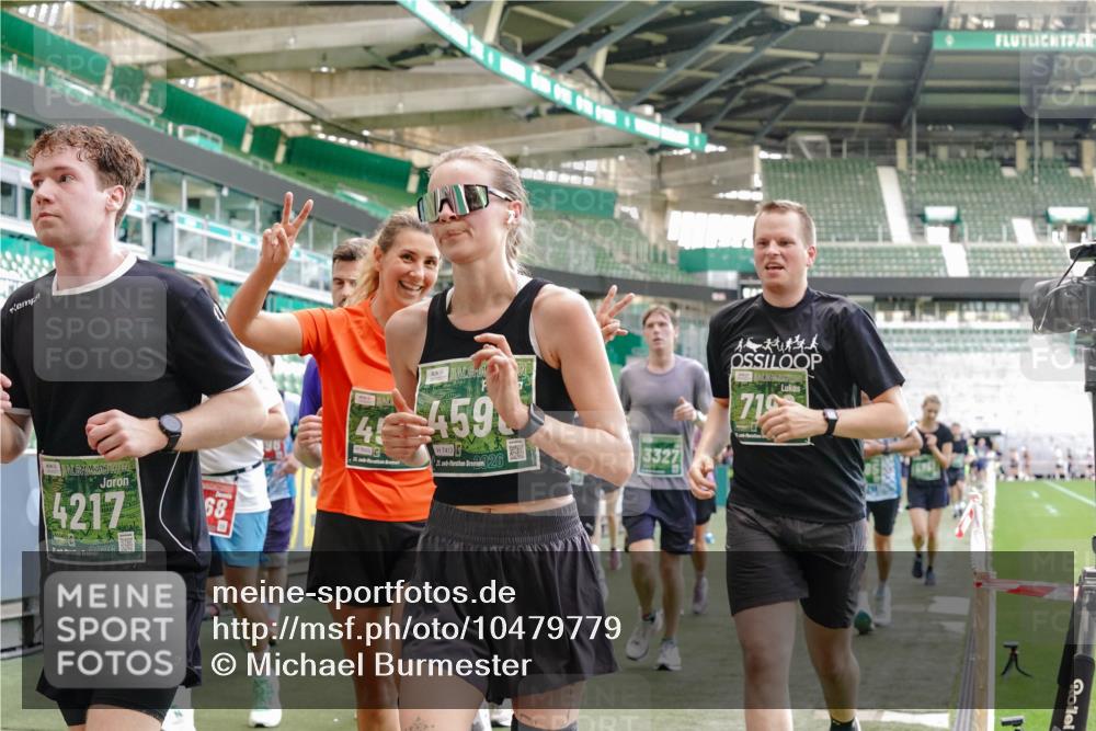 13.09.2026 - 21. swb-Marathon Bremen Michael Burmester http://msf.ph/oto/10479779 13.09.2026 13:18:53 Laufen im Stadion 311, 333, 404, 486, 512, 546, 732, 753, 837, 921, 938, 1156, 1424, 1425, 1431, 1506, 1765, 1790, 1844, 1868, 2056, 2123, 2137, 2224, 2240, 2294, 2315, 2357, 2358, 2419, 2453, 2557, 2563, 2601, 2614, 2622, 2647, 2689, 2702, 2703, 2722, 2786, 2843, 2845, 2849, 2857, 2879, 2880, 2893, 2944, 2983, 2999, 3031, 3046, 3072, 3096, 3100, 3116, 3146, 3180, 3189, 3198, 3210, 3263, 3285, 3287, 3337, 3421, 3431, 3476, 3537, 3548, 3619, 3633, 3654, 3740, 3879, 4478 meine-sportfotos.de