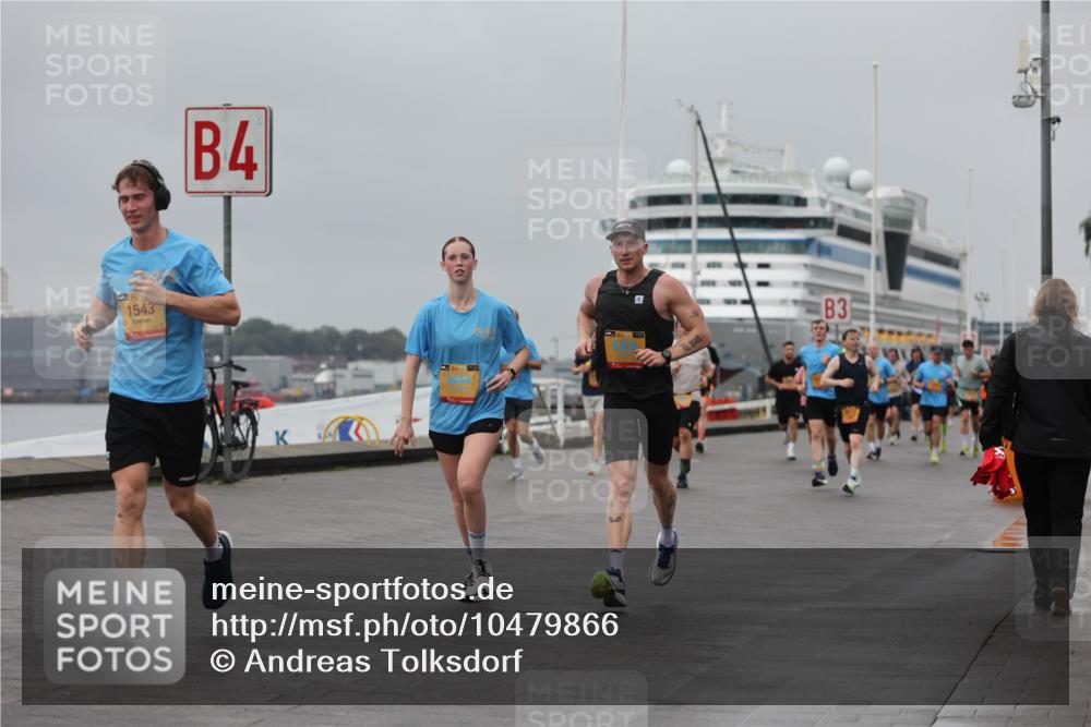 13.09.2026 - Kiel Lauf Andreas Tolksdorf http://msf.ph/oto/10479866 13.09.2026 11:53:35 Kiellinie 1543, 4, 1, 49, 3 meine-sportfotos.de