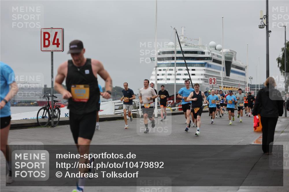 13.09.2026 - Kiel Lauf Andreas Tolksdorf http://msf.ph/oto/10479892 13.09.2026 11:53:37 Kiellinie 4, 3 meine-sportfotos.de