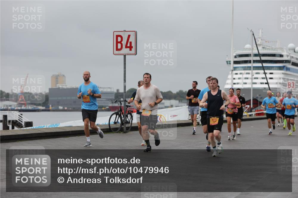 13.09.2026 - Kiel Lauf Andreas Tolksdorf http://msf.ph/oto/10479946 13.09.2026 11:53:40 Kiellinie 8461, 4, 4162, 3 meine-sportfotos.de