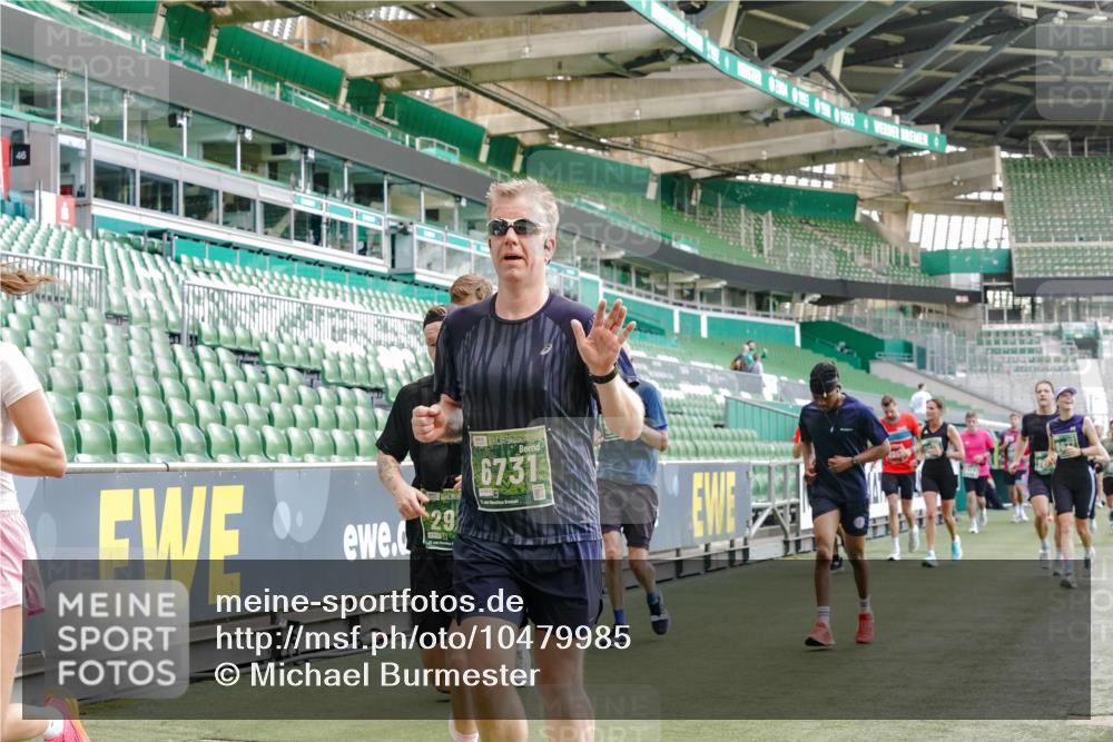 13.09.2026 - 21. swb-Marathon Bremen Michael Burmester http://msf.ph/oto/10479985 13.09.2026 13:19:02 Laufen im Stadion 311, 333, 404, 486, 512, 546, 732, 753, 837, 921, 938, 1156, 1431, 1506, 1765, 1844, 1868, 1916, 2056, 2123, 2137, 2224, 2240, 2294, 2315, 2357, 2358, 2453, 2557, 2563, 2601, 2614, 2622, 2626, 2647, 2689, 2702, 2703, 2722, 2786, 2843, 2845, 2849, 2857, 2879, 2880, 2893, 2944, 2983, 2999, 3031, 3046, 3072, 3096, 3100, 3116, 3146, 3189, 3198, 3210, 3243, 3263, 3285, 3287, 3315, 3337, 3421, 3476, 3537, 3548, 3619, 3633, 3654, 3740, 3879, 4478 meine-sportfotos.de