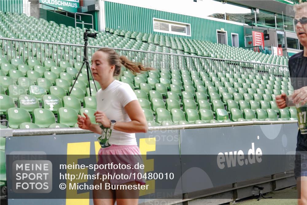 13.09.2026 - 21. swb-Marathon Bremen Michael Burmester http://msf.ph/oto/10480010 13.09.2026 13:19:02 Laufen im Stadion 311, 333, 404, 486, 512, 546, 732, 753, 837, 921, 938, 1156, 1431, 1506, 1765, 1844, 1868, 1916, 2056, 2123, 2137, 2224, 2240, 2294, 2315, 2357, 2358, 2453, 2557, 2563, 2601, 2614, 2622, 2626, 2647, 2689, 2702, 2703, 2722, 2786, 2843, 2845, 2849, 2857, 2879, 2880, 2893, 2944, 2983, 2999, 3031, 3046, 3072, 3096, 3100, 3116, 3146, 3189, 3198, 3210, 3243, 3263, 3285, 3287, 3315, 3337, 3421, 3476, 3537, 3548, 3619, 3633, 3654, 3740, 3879, 4478 meine-sportfotos.de