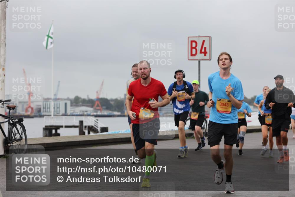 13.09.2026 - Kiel Lauf Andreas Tolksdorf http://msf.ph/oto/10480071 13.09.2026 11:53:52 Kiellinie 38, 9688, 4, 1222, 38, 3043 meine-sportfotos.de
