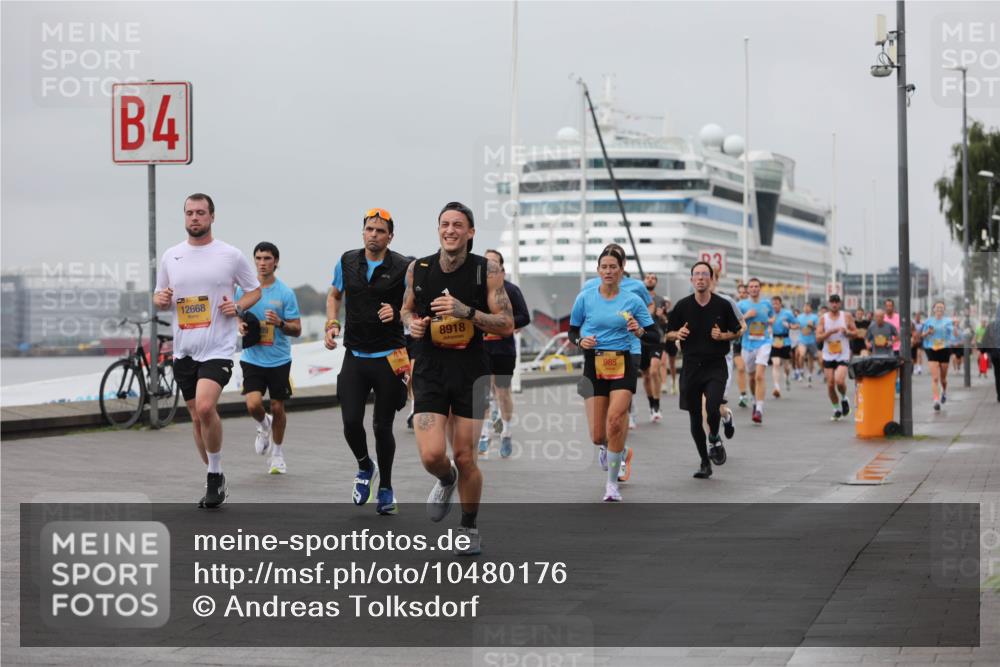 13.09.2026 - Kiel Lauf Andreas Tolksdorf http://msf.ph/oto/10480176 13.09.2026 11:54:06 Kiellinie 4, 12668, 8918, 985 meine-sportfotos.de