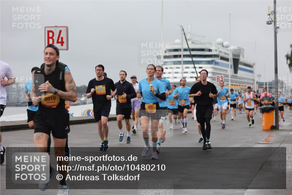 13.09.2026 - Kiel Lauf Andreas Tolksdorf http://msf.ph/oto/10480210 13.09.2026 11:54:07 Kiellinie 4, 8918, 1142, 985, 3 meine-sportfotos.de