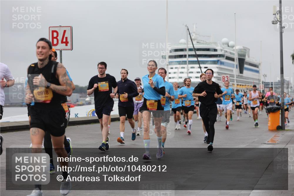 13.09.2026 - Kiel Lauf Andreas Tolksdorf http://msf.ph/oto/10480212 13.09.2026 11:54:07 Kiellinie 4, 8918, 1142, 3765, 985, 38, 3 meine-sportfotos.de