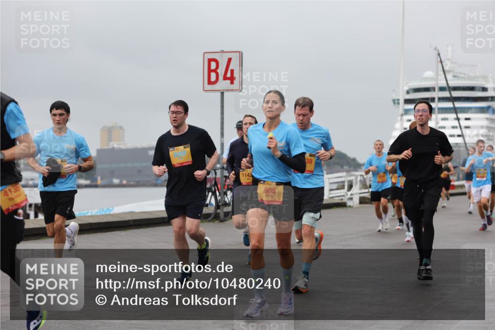 13.09.2026 - Kiel Lauf Andreas Tolksdorf http://msf.ph/oto/10480240 13.09.2026 11:54:09 Kiellinie 4139, 4, 1142, 38, 985, 38 meine-sportfotos.de