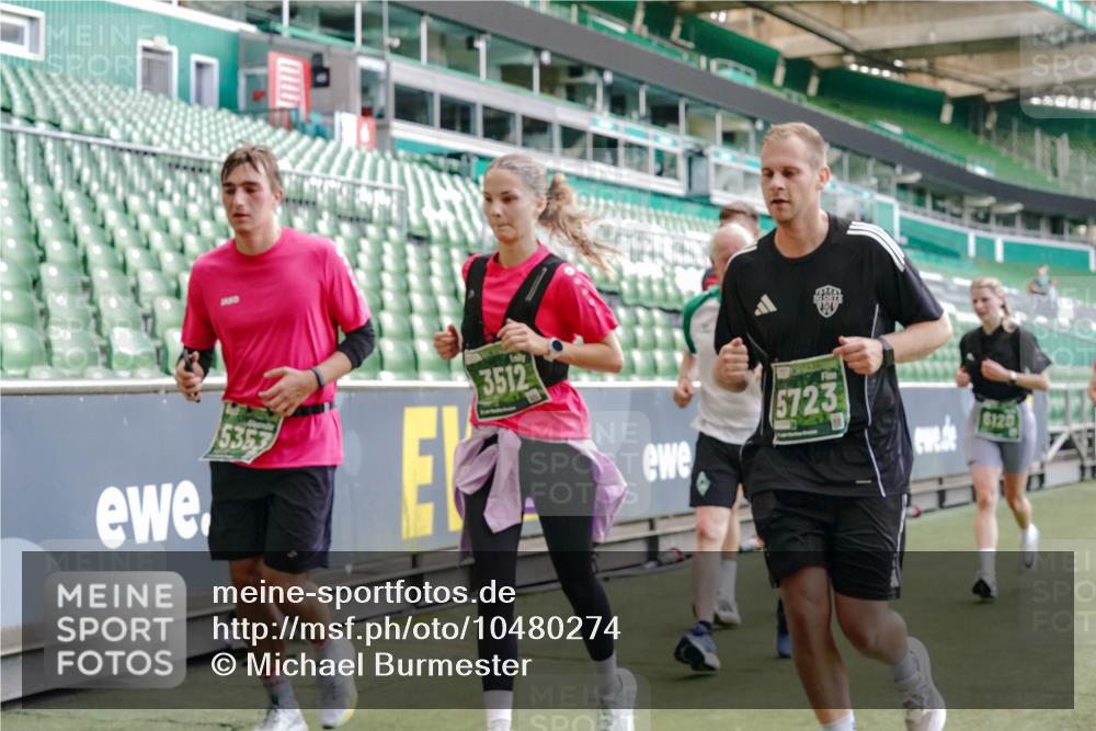 13.09.2026 - 21. swb-Marathon Bremen Michael Burmester http://msf.ph/oto/10480274 13.09.2026 13:19:13 Laufen im Stadion 333, 404, 464, 486, 512, 546, 732, 753, 837, 921, 938, 1066, 1156, 1431, 1506, 1765, 1844, 1868, 1916, 2056, 2123, 2137, 2224, 2240, 2294, 2315, 2357, 2358, 2453, 2557, 2563, 2614, 2622, 2626, 2689, 2702, 2703, 2722, 2756, 2786, 2843, 2845, 2849, 2857, 2879, 2880, 2893, 2944, 2983, 2999, 3031, 3046, 3059, 3072, 3096, 3100, 3116, 3146, 3189, 3198, 3210, 3243, 3263, 3285, 3287, 3315, 3476, 3537, 3619, 3633, 3654, 3740, 3879, 4478 meine-sportfotos.de