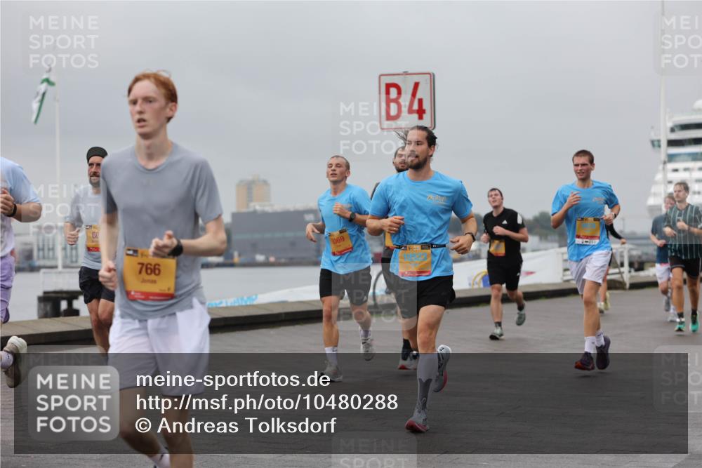 13.09.2026 - Kiel Lauf Andreas Tolksdorf http://msf.ph/oto/10480288 13.09.2026 11:54:13 Kiellinie 60, 766, 069, 4 meine-sportfotos.de