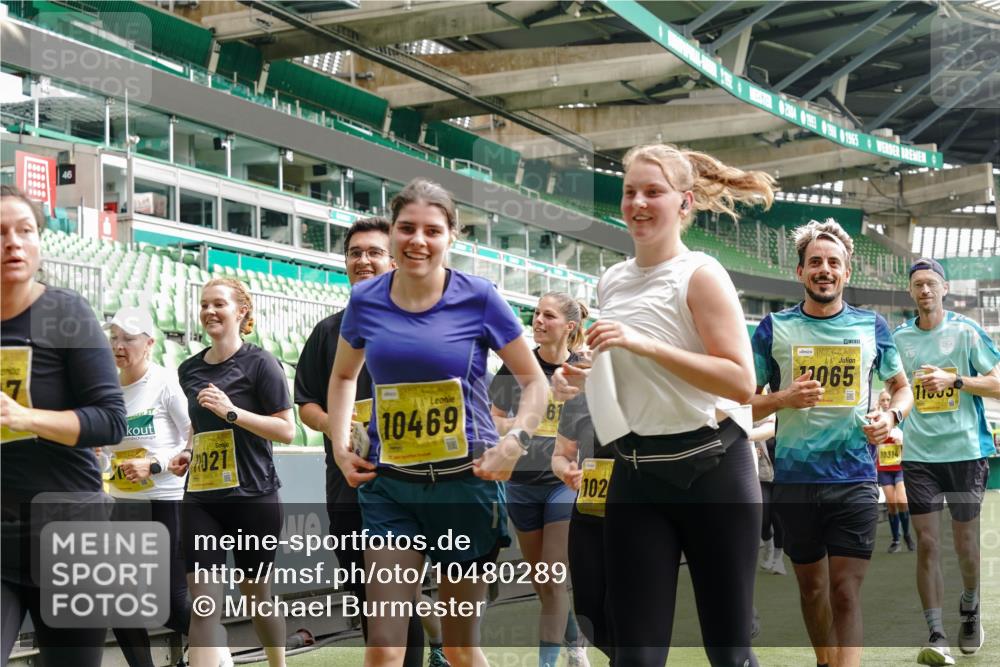 13.09.2026 - 21. swb-Marathon Bremen Michael Burmester http://msf.ph/oto/10480289 13.09.2026 10:41:34 Laufen im Stadion 10148, 10155, 10163, 10169, 10213, 10247, 10299, 10313, 10321, 10354, 10395, 10396, 10399, 10406, 10414, 10417, 10419, 10422, 10424, 10435, 10455, 10461, 10462, 10483, 10490, 10519, 10527, 10545, 10546, 10547, 10570, 10582, 10586, 10611, 10644, 10694, 10705, 10706, 10719, 10722, 10766, 10768, 10776, 10804, 10859, 10889, 10909, 10963, 10977, 11043, 11048, 11084, 11085, 11090, 11097, 11098, 11192 meine-sportfotos.de