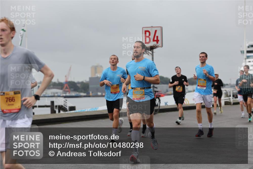 13.09.2026 - Kiel Lauf Andreas Tolksdorf http://msf.ph/oto/10480298 13.09.2026 11:54:13 Kiellinie 766, 5069, 39, 4 meine-sportfotos.de