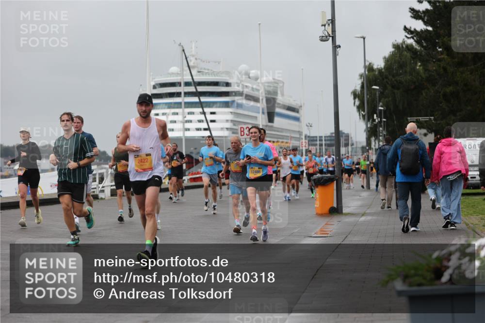 13.09.2026 - Kiel Lauf Andreas Tolksdorf http://msf.ph/oto/10480318 13.09.2026 11:54:15 Kiellinie 2422, 3, 12486, 10 meine-sportfotos.de