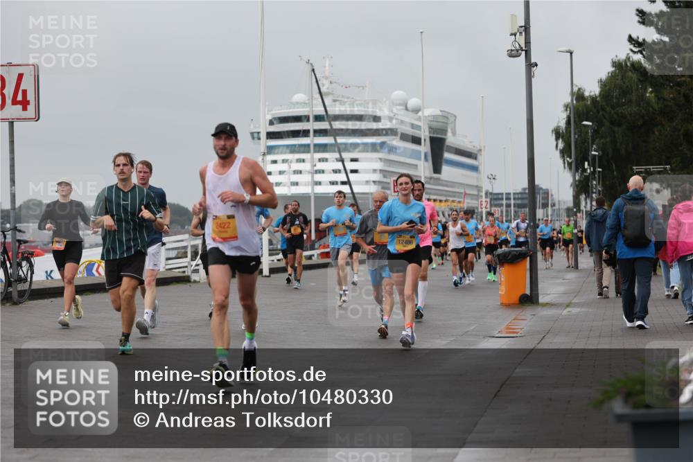 13.09.2026 - Kiel Lauf Andreas Tolksdorf http://msf.ph/oto/10480330 13.09.2026 11:54:16 Kiellinie 34, 689, 2422, 12486 meine-sportfotos.de