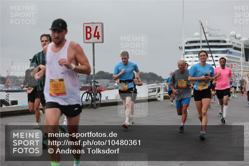 13.09.2026 - Kiel Lauf Andreas Tolksdorf http://msf.ph/oto/10480361 13.09.2026 11:54:18 Kiellinie 6689, 2422, 4, 12486, 3 meine-sportfotos.de