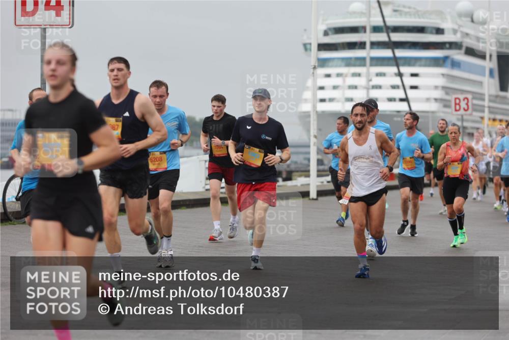 13.09.2026 - Kiel Lauf Andreas Tolksdorf http://msf.ph/oto/10480387 13.09.2026 11:54:24 Kiellinie 4, 987, 1, 35, 5208, 7094, 3, 20 meine-sportfotos.de