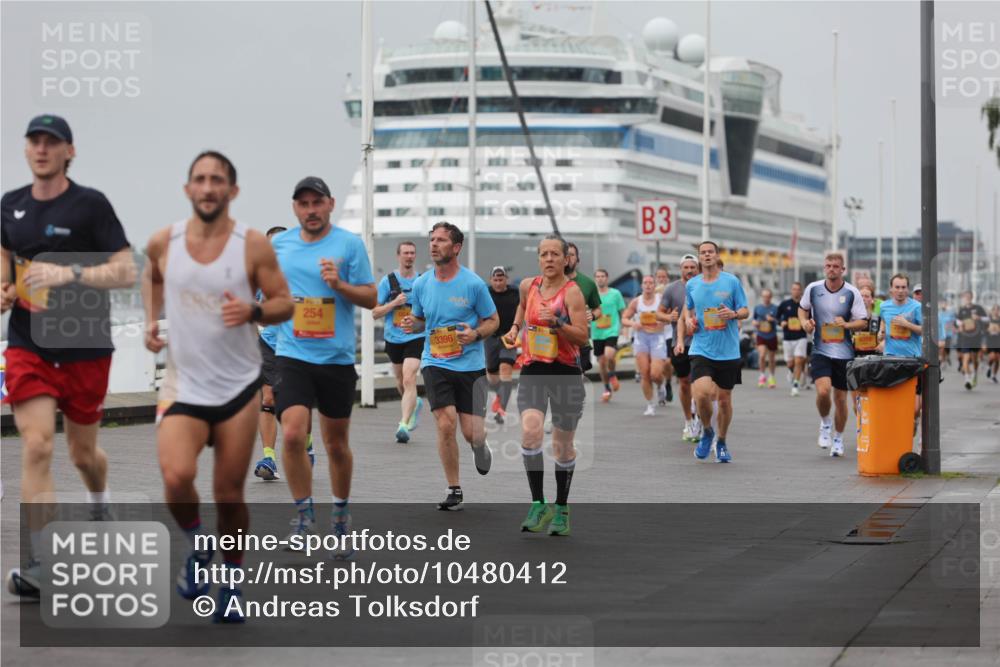 13.09.2026 - Kiel Lauf Andreas Tolksdorf http://msf.ph/oto/10480412 13.09.2026 11:54:25 Kiellinie 254, 3396, 3 meine-sportfotos.de
