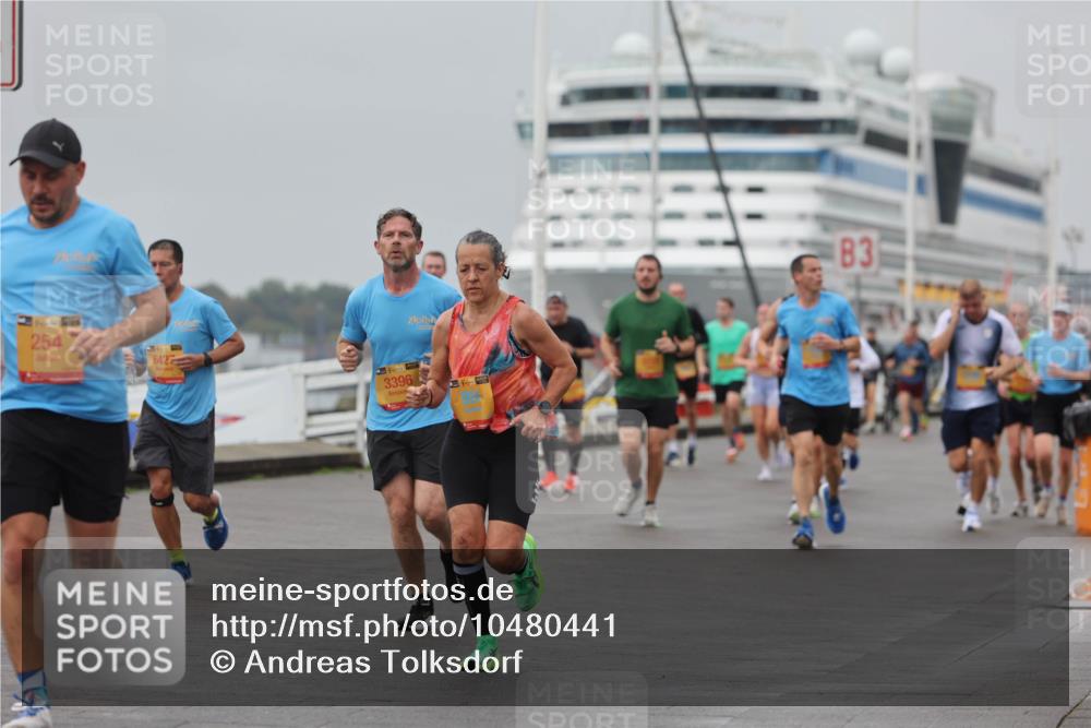 13.09.2026 - Kiel Lauf Andreas Tolksdorf http://msf.ph/oto/10480441 13.09.2026 11:54:28 Kiellinie 254, 6427, 39, 3396, 3 meine-sportfotos.de