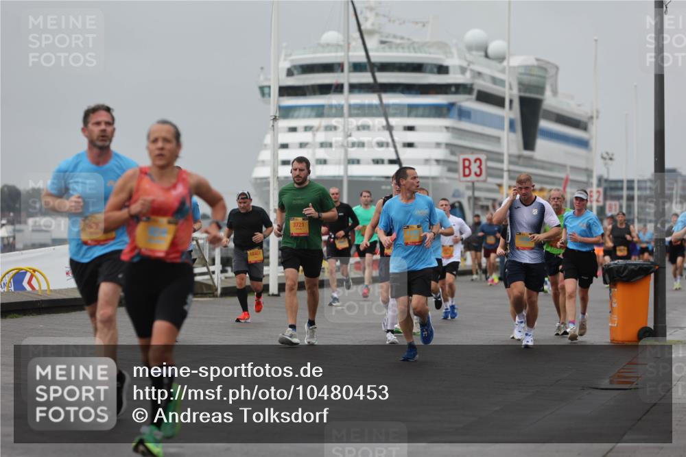 13.09.2026 - Kiel Lauf Andreas Tolksdorf http://msf.ph/oto/10480453 13.09.2026 11:54:28 Kiellinie 12461, 3721, 3 meine-sportfotos.de