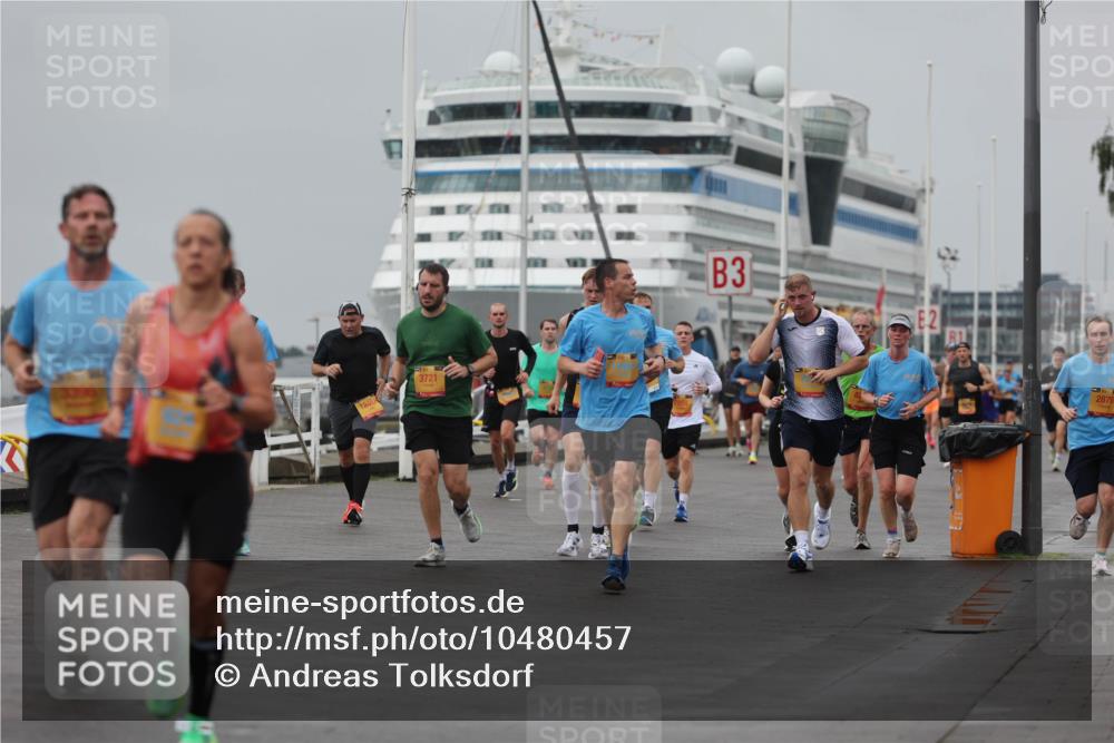 13.09.2026 - Kiel Lauf Andreas Tolksdorf http://msf.ph/oto/10480457 13.09.2026 11:54:29 Kiellinie 3721, 3, 2, 2876 meine-sportfotos.de
