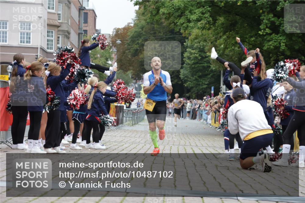 13.09.2026 - Kiel Lauf Yannick Fuchs http://msf.ph/oto/10487102 13.09.2026 10:23:11 Ziel 3465, 8809, 9678, 10568, 5326, 5603, 4645, 6302, 151, 5603 meine-sportfotos.de