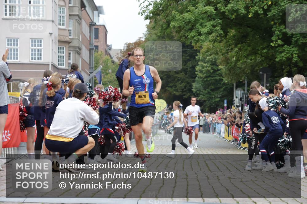 13.09.2026 - Kiel Lauf Yannick Fuchs http://msf.ph/oto/10487130 13.09.2026 10:23:37 Ziel 716, 2937, 3465, 4645, 6302, 8809, 9678, 10568, 9678 meine-sportfotos.de