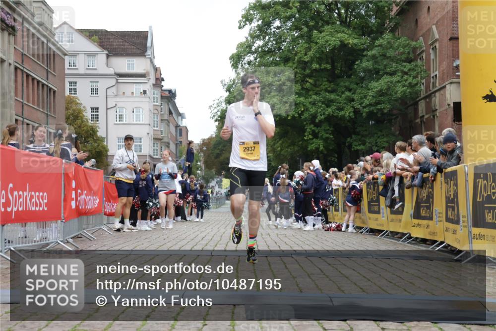 13.09.2026 - Kiel Lauf Yannick Fuchs http://msf.ph/oto/10487195 13.09.2026 10:24:13 Ziel 2664, 6018, 6433, 7195, 9298, 2937, 4199, 7457, 11647, 716, 2937 meine-sportfotos.de