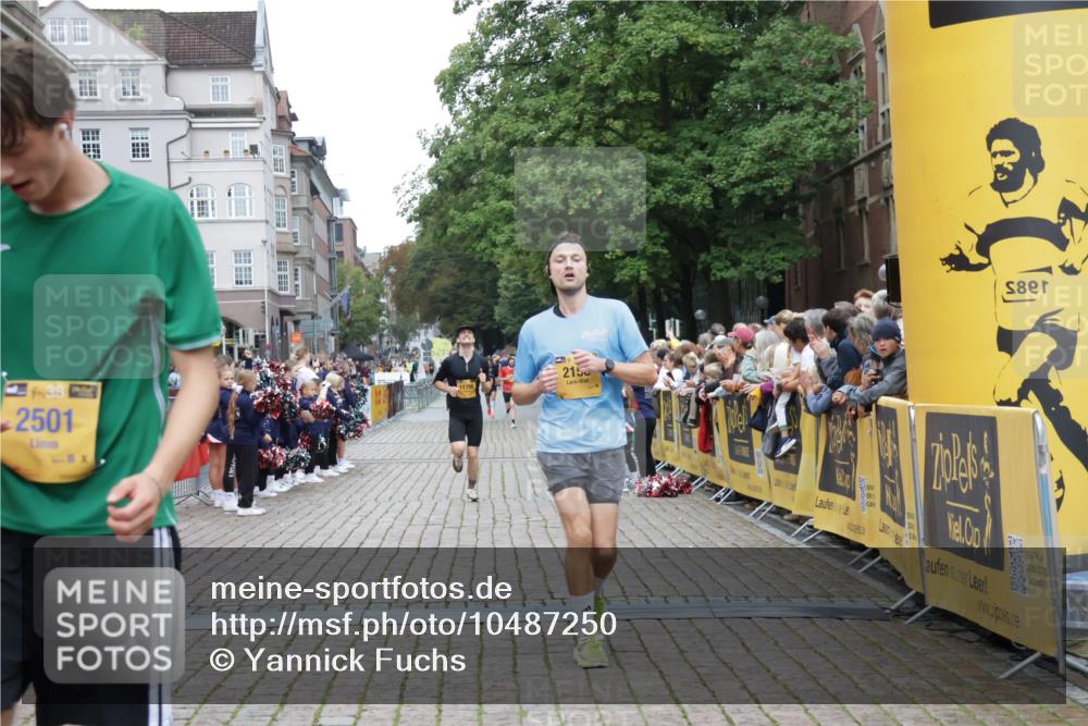 13.09.2026 - Kiel Lauf Yannick Fuchs http://msf.ph/oto/10487250 13.09.2026 10:25:21 Ziel 4858, 6958, 2158, 6174, 7069, 7233, 8656, 11798, 2084, 2107, 6585, 7377, 8566, 10095, 2158, 2501, 11798 meine-sportfotos.de
