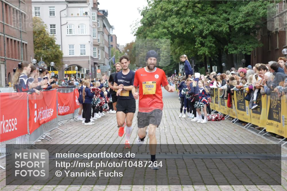 13.09.2026 - Kiel Lauf Yannick Fuchs http://msf.ph/oto/10487264 13.09.2026 10:25:31 Ziel 6958, 7377, 8566, 10095, 4858, 6174, 7069, 8656, 1625, 2084, 2107, 6585, 8643, 6174, 7069, 7233, 8656, 11798 meine-sportfotos.de