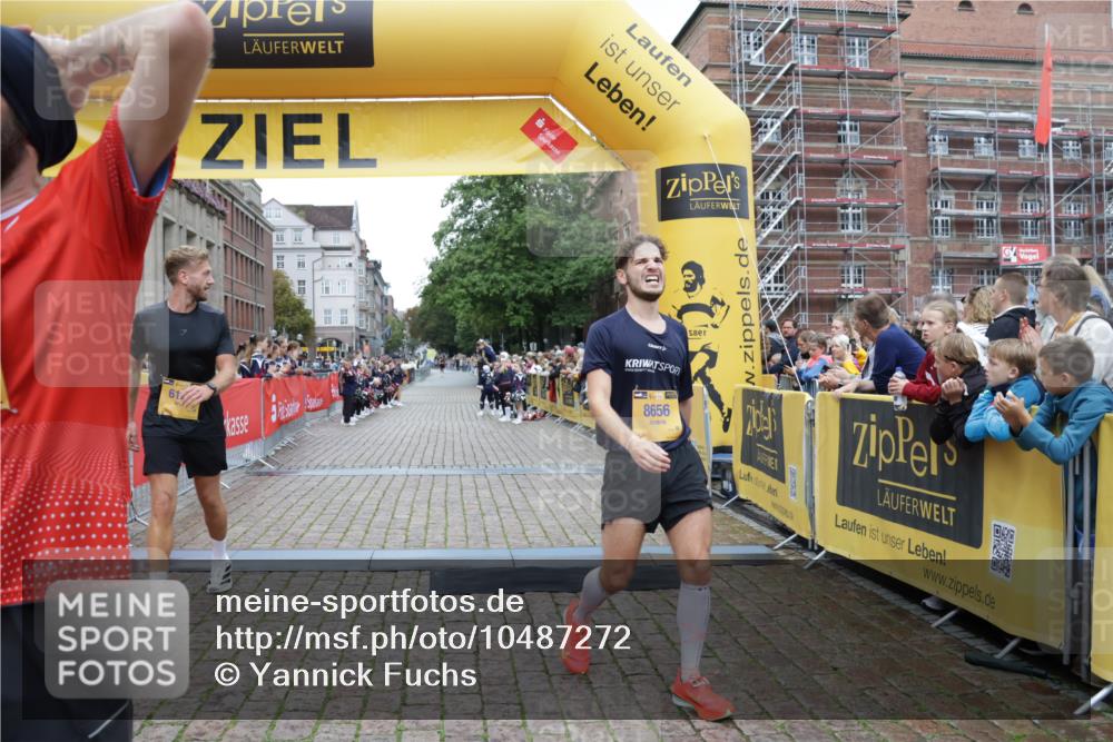 13.09.2026 - Kiel Lauf Yannick Fuchs http://msf.ph/oto/10487272 13.09.2026 10:25:35 Ziel 2107, 6585, 6958, 7377, 8566, 10095, 4858, 1625, 2084, 4463, 8643, 6174, 7069, 7233, 8656 meine-sportfotos.de
