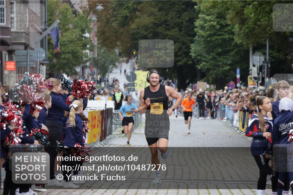 13.09.2026 - Kiel Lauf Yannick Fuchs http://msf.ph/oto/10487276 13.09.2026 10:25:47 Ziel 1625, 2084, 2107, 4463, 6585, 8643, 4858, 6958, 7377, 8566, 10095, 4167, 5001, 7595, 9077, 10850 meine-sportfotos.de