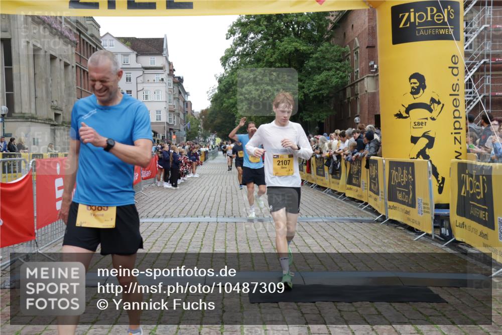 13.09.2026 - Kiel Lauf Yannick Fuchs http://msf.ph/oto/10487309 13.09.2026 10:26:15 Ziel 5001, 7294, 11169, 11348, 1625, 2084, 2107, 4167, 4463, 7595, 8643, 9077, 10850, 10034, 10964, 2084, 2107, 6585, 7377, 8643 meine-sportfotos.de
