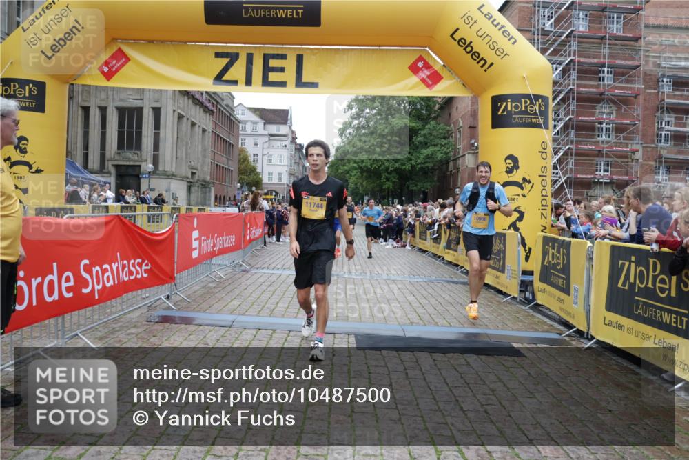 13.09.2026 - Kiel Lauf Yannick Fuchs http://msf.ph/oto/10487500 13.09.2026 10:28:42 Ziel 369, 571, 760, 1558, 2606, 3756, 4356, 7096, 7361, 8426, 9704, 11701, 11789, 12308, 754, 2072, 2181, 2814, 3518, 3825, 4814, 6421, 6673, 7484, 10260, 10468, 12745, 2673, 3951, 4054, 4410, 5213, 8581, 10163, 10539, 10547, 11278, 11786, 754, 2226, 2303, 2814, 3199, 4814, 5124, 10906, 11744 meine-sportfotos.de